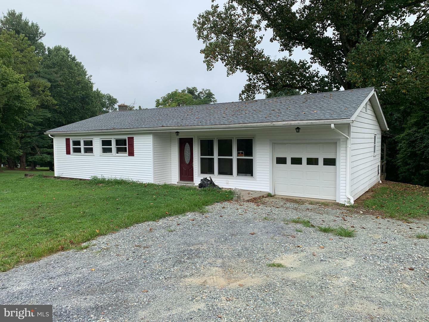 Property Photo:  754 Baumgardner Road  PA 17603 