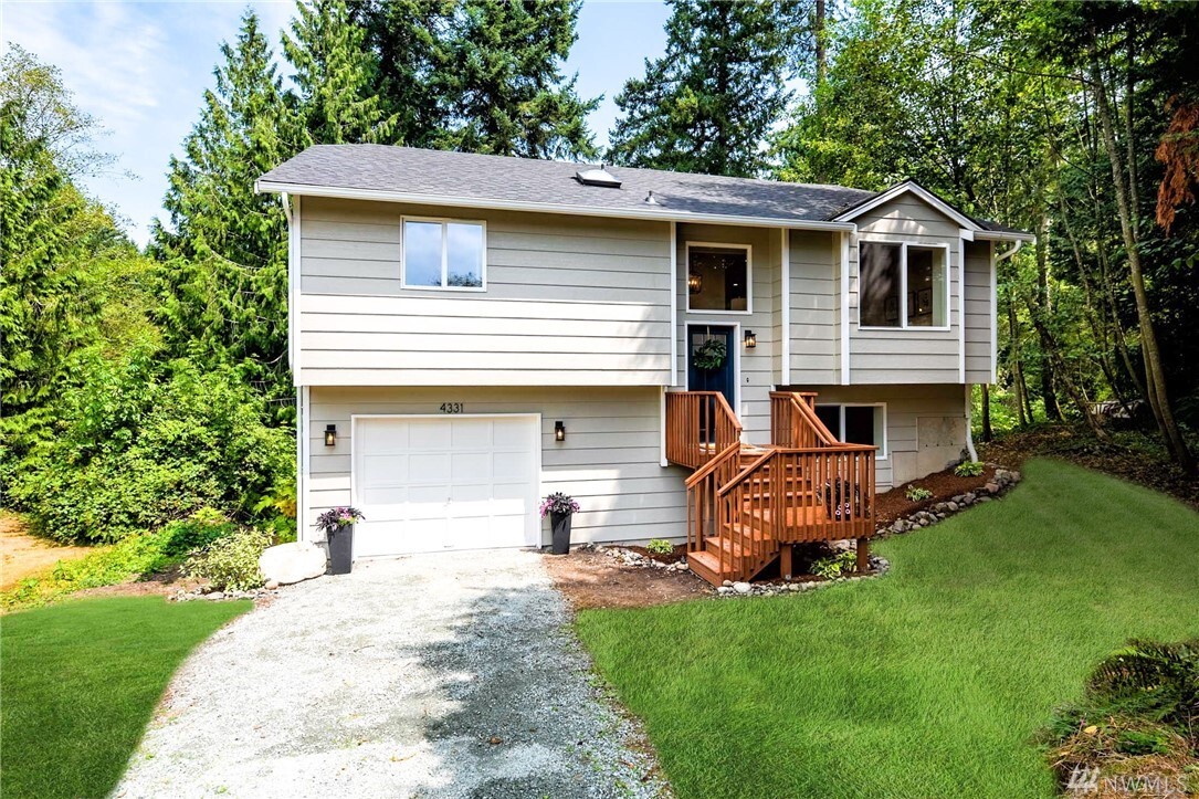 Property Photo: 4331 Shadowood Dr WA 98236