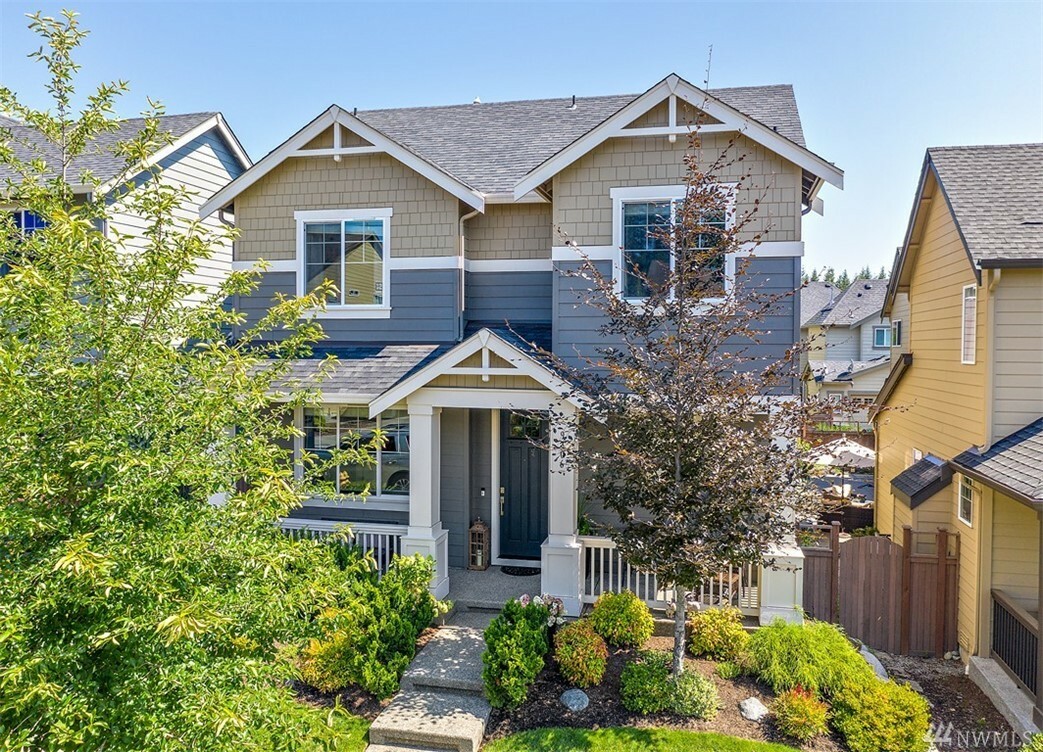 Property Photo:  9306 Nye Ave SE  WA 98065 