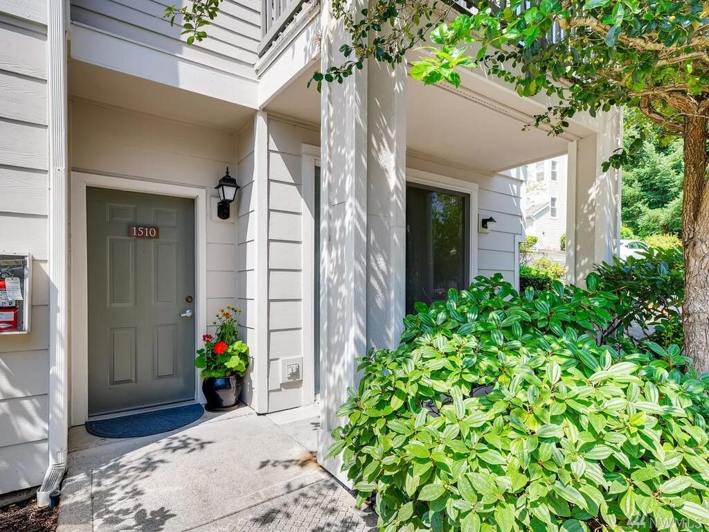 Property Photo:  3116 164th St SW 1510  WA 98087 