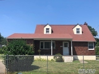 Property Photo:  507 Albany Avenue  NY 11757 