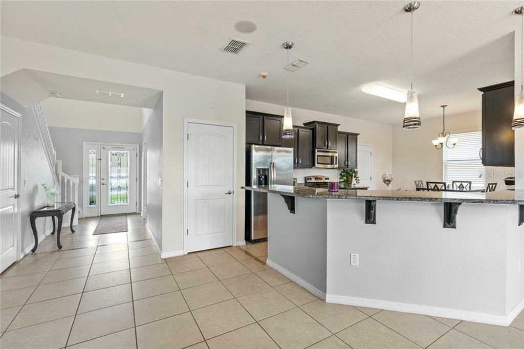 Property Photo:  14842 Del Morrow Way  FL 32824 