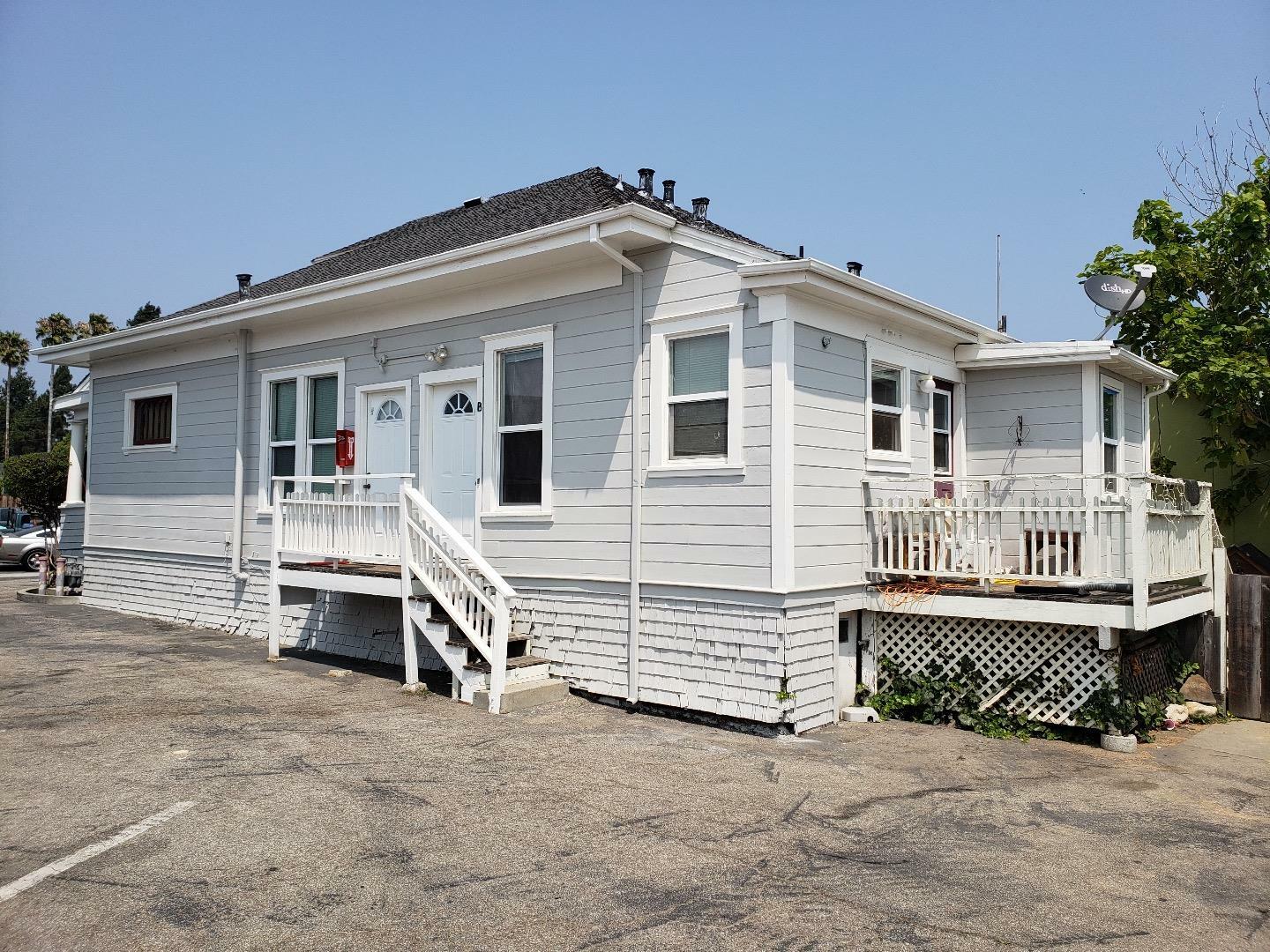 1507 Mission Street  Santa Cruz CA 95060 photo
