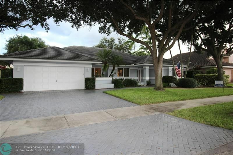 Property Photo:  2300 SW 98th Ter  FL 33324 