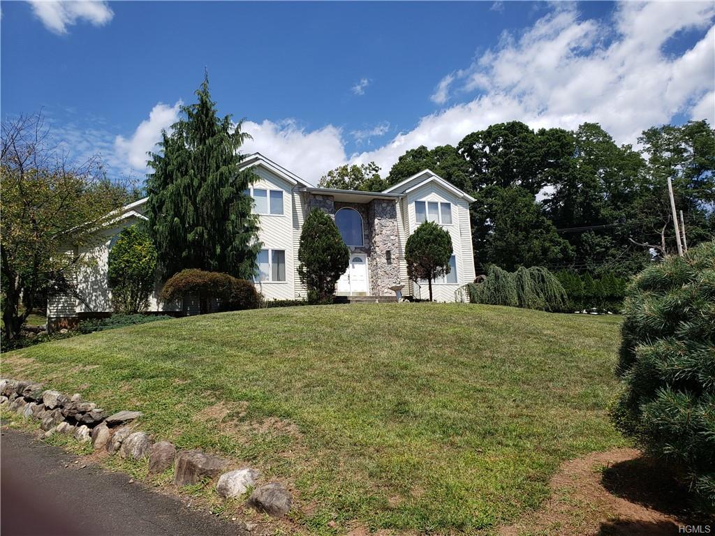 Property Photo: 3 Stonlea Court NY 10954