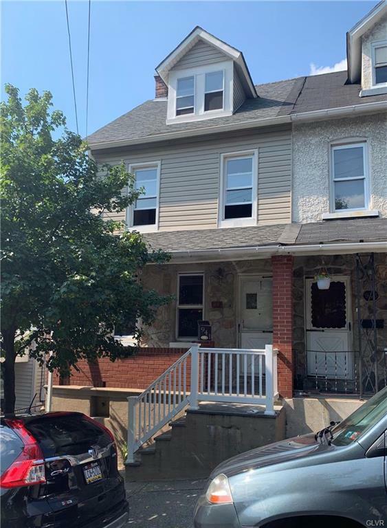 Property Photo:  941 East 6th Street  PA 18015 