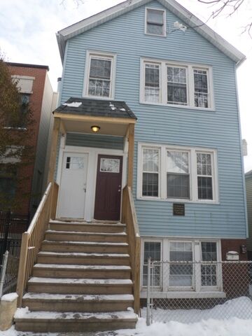 Property Photo:  