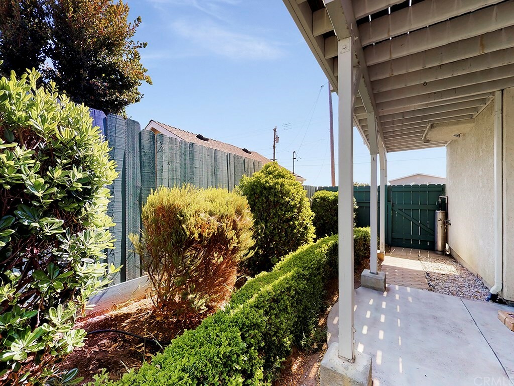 Property Photo:  570 Elena Street  CA 93442 