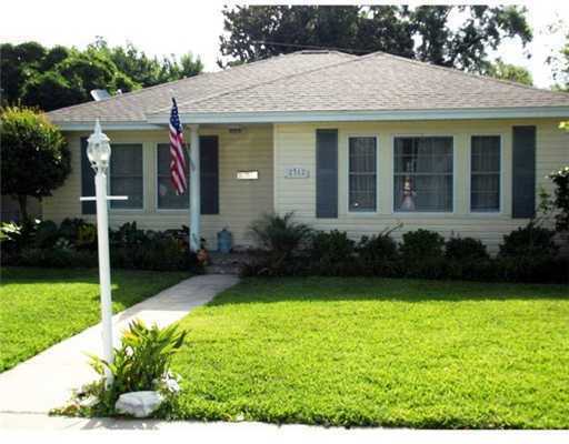 2312 Broadmoor Place  Gulfport MS 39507 photo