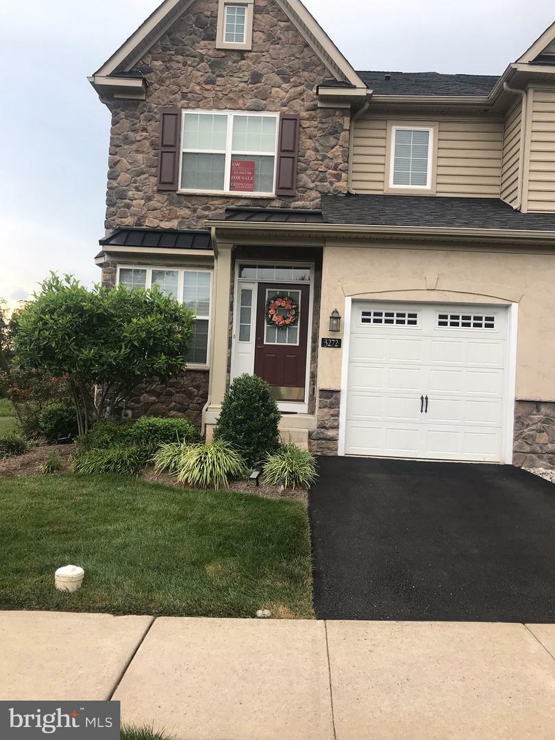 Property Photo: 3272 Waterstone Court PA 18925