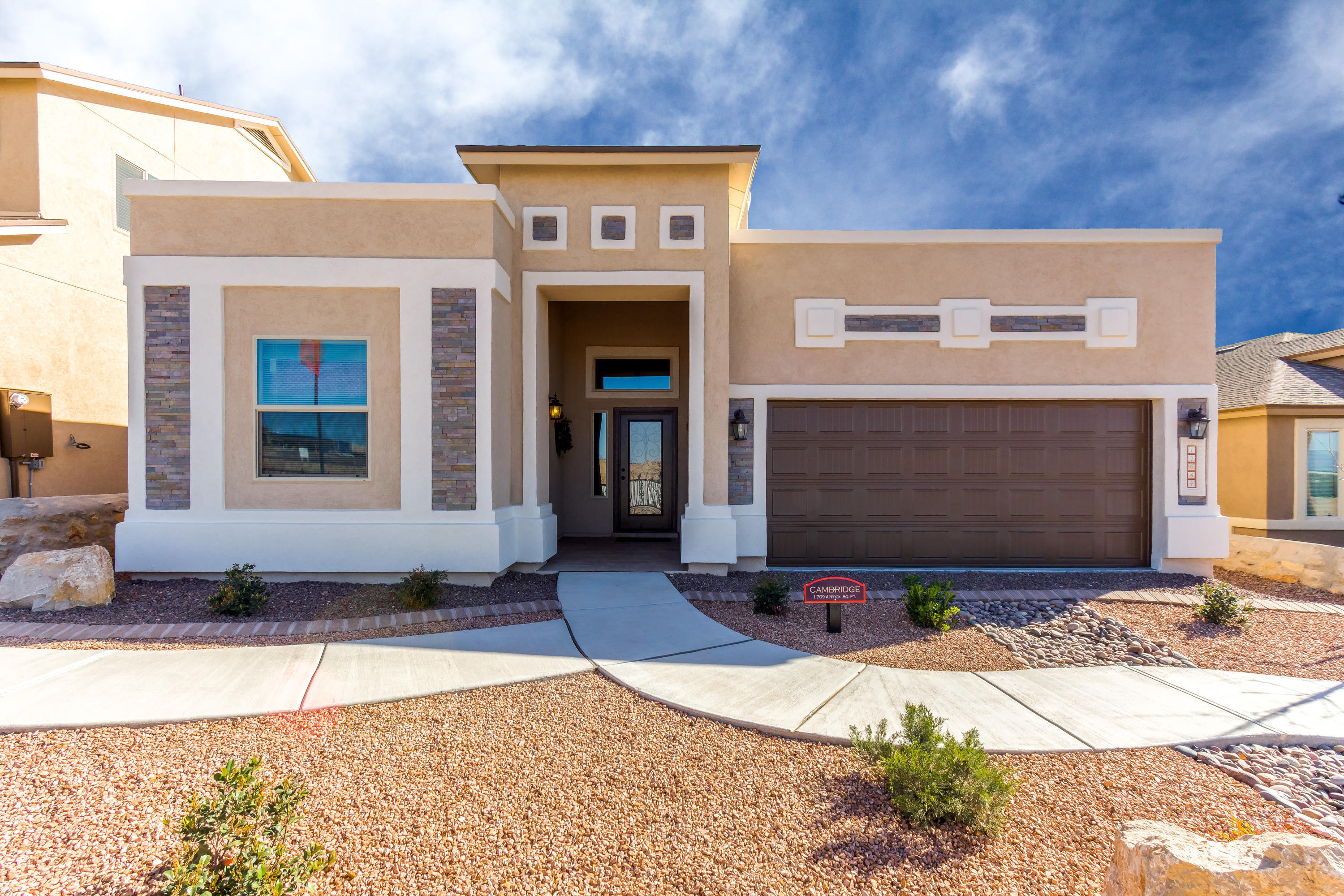 Property Photo:  413 S Manzanita Drive  TX 79928 