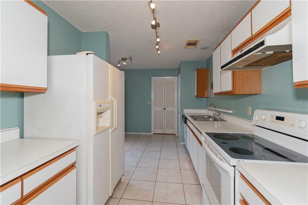 Property Photo:  3505 Buffam Place  FL 32707 