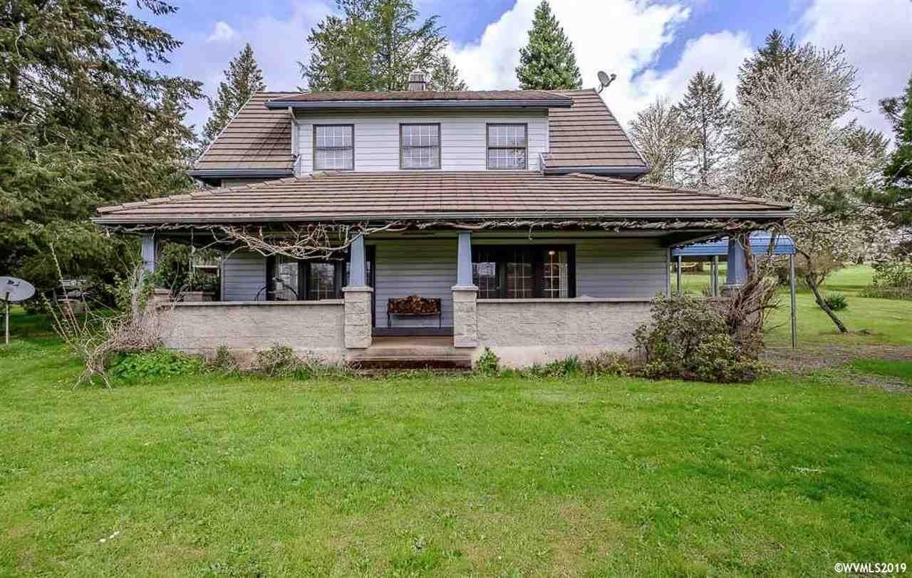 Property Photo: 39840 Echo Hill Rd OR 97374