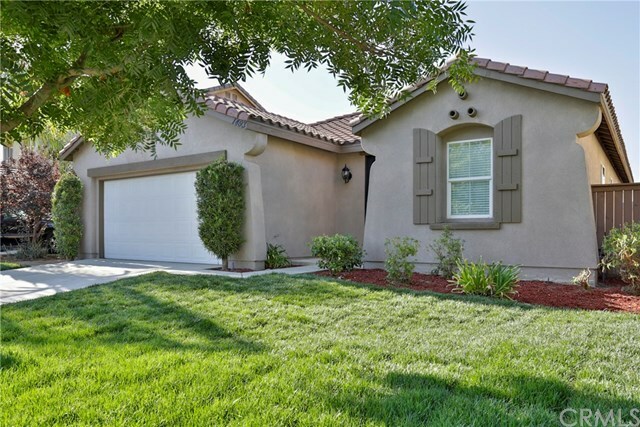 Property Photo:  1493 Marigold Drive  CA 92571 