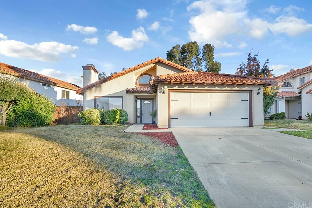 Property Photo:  23770 Waterleaf Circle  CA 92557 