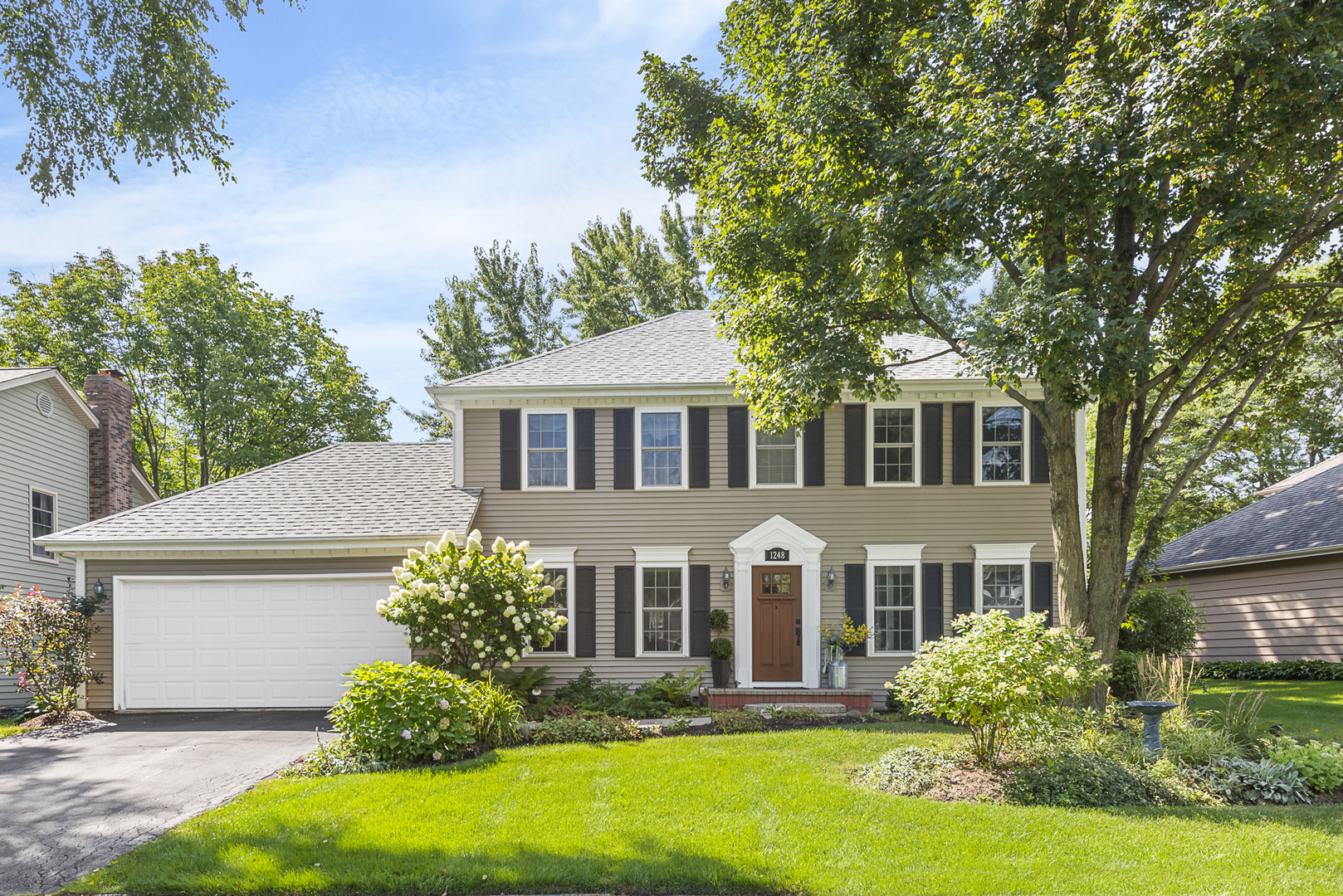 Property Photo: 1248 Bainbridge Drive IL 60563