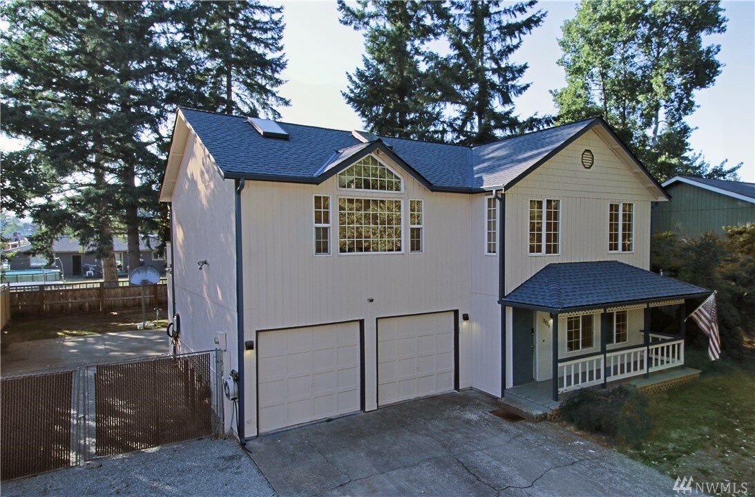12826 47th Drive NE  Marysville WA 98271 photo