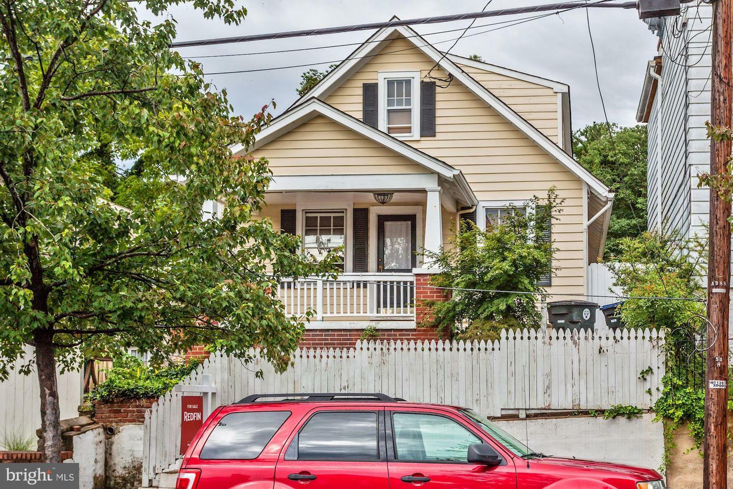 Property Photo:  311 Princess Anne Street  VA 22401 