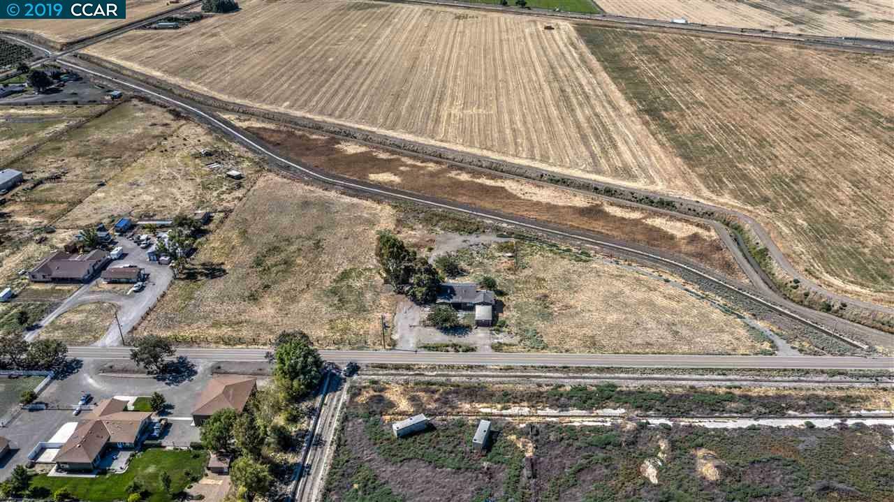 Property Photo:  15000 W Middle Rd  CA 95304 