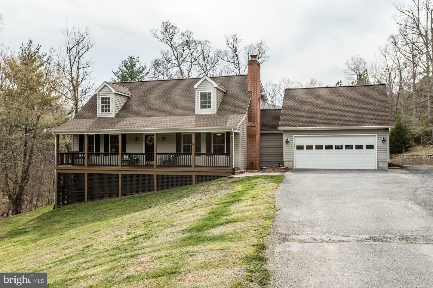 Property Photo:  620 Darby Drive  VA 22630 