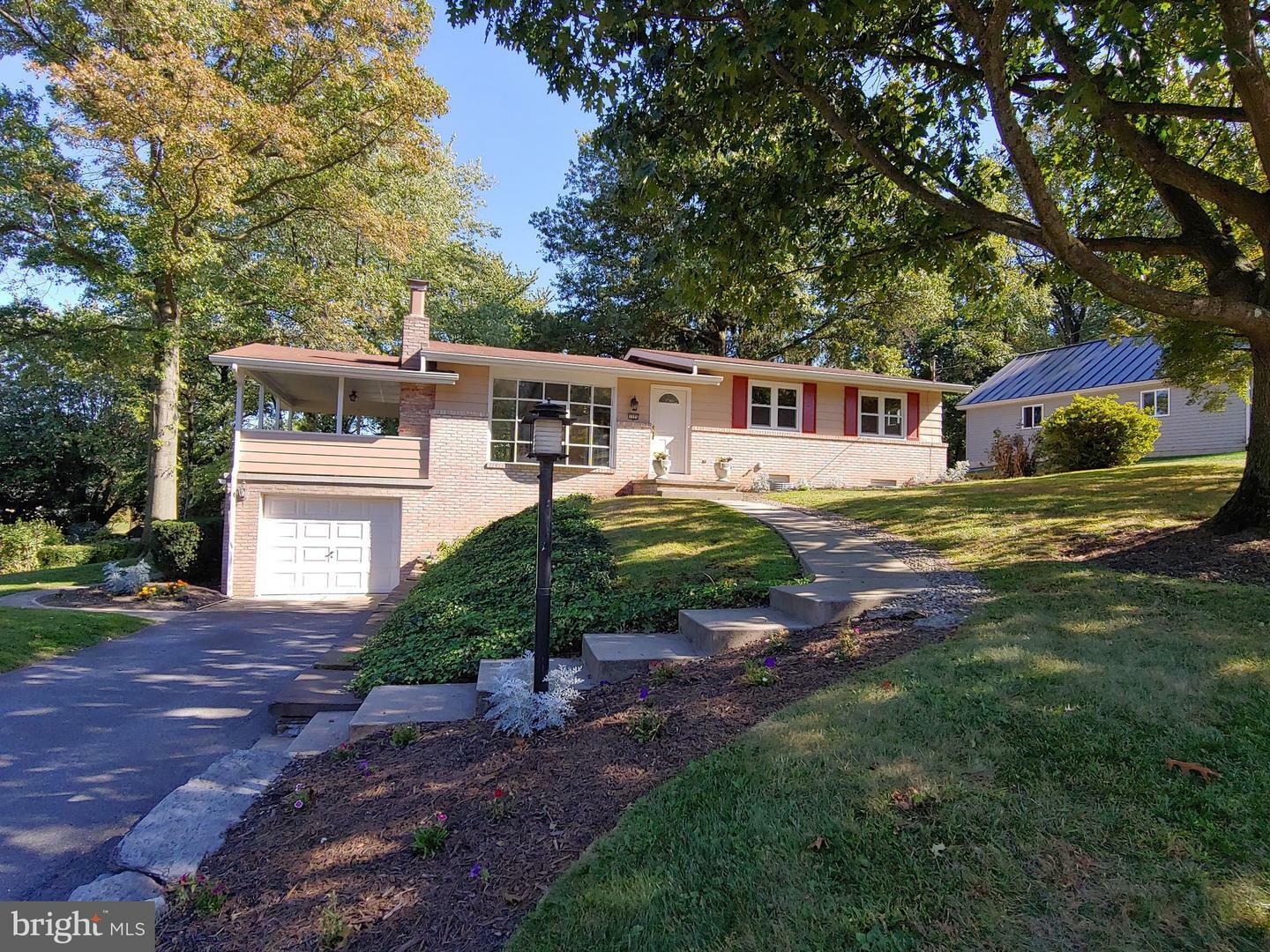 Property Photo: 1326 Jill Drive PA 17036