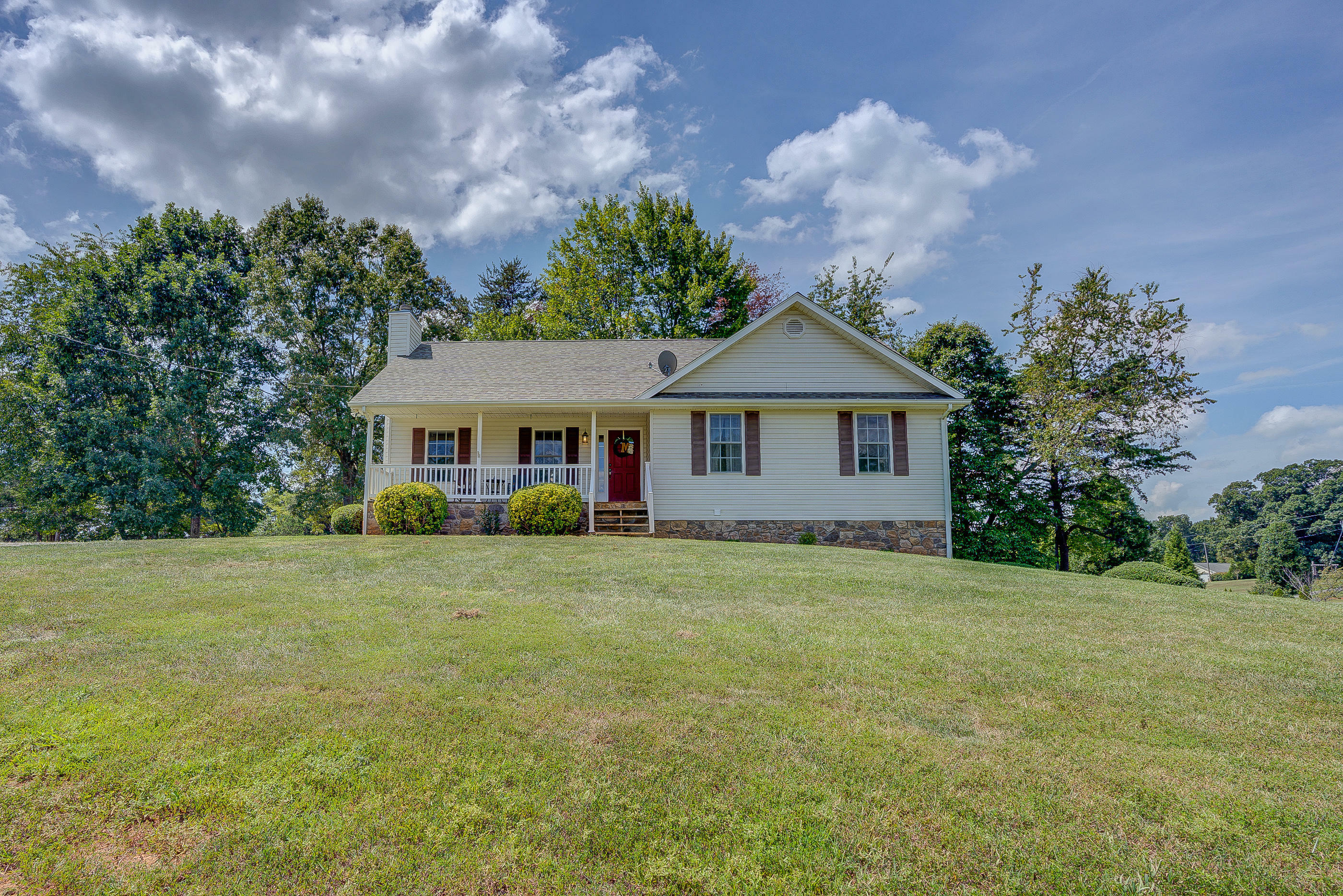 Property Photo:  1918 Virginia Woods Dr  VA 24121 