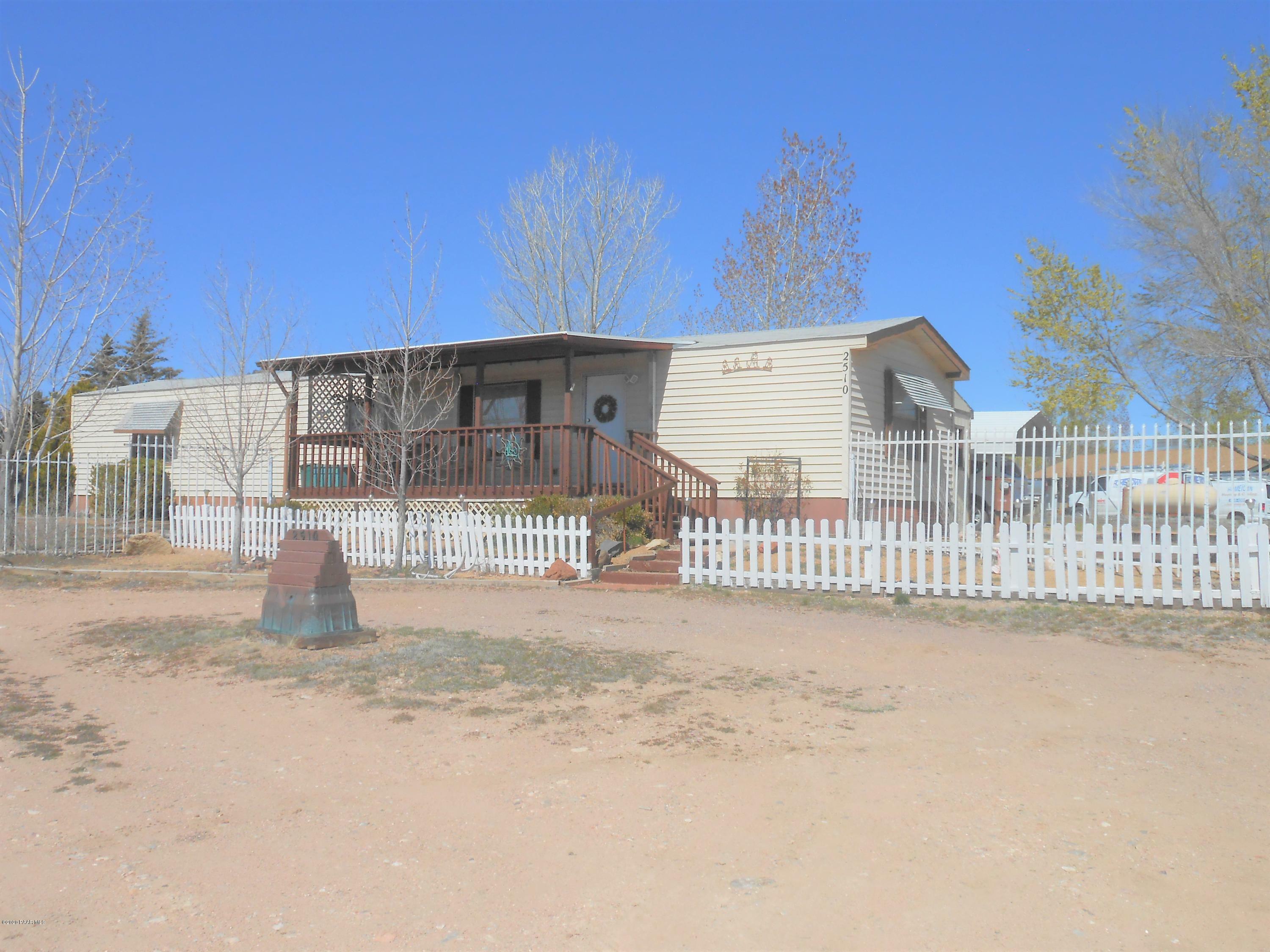 Property Photo:  2510 N Aztec Place  AZ 86323 