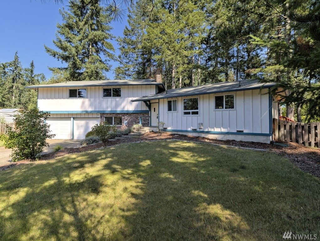 Property Photo:  91 E Springwood Lane  WA 98584 