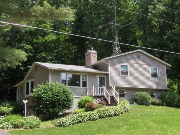 Property Photo:  10 Alderbrook Rd  VT 05452 