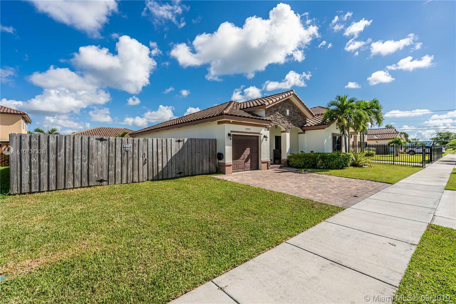 Property Photo:  13221 SW 274th Ter  FL 33032 