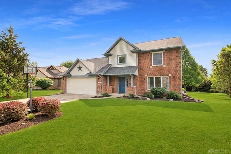 Property Photo: 2512 Countryside Drive OH 45324