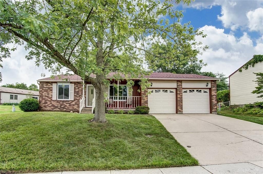 Property Photo: 2362 Cross Village Drive OH 45342