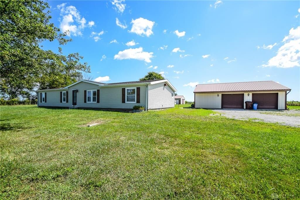 Property Photo: 448 Fitzpatrick Road OH 45335