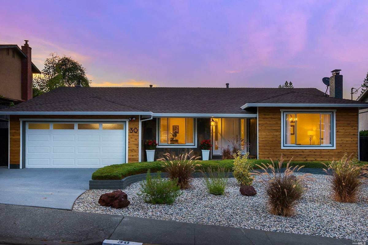 Property Photo:  30 Gregg Place  CA 94949 