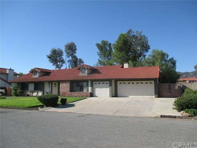 Property Photo:  20735 Cashew Street  CA 92595 