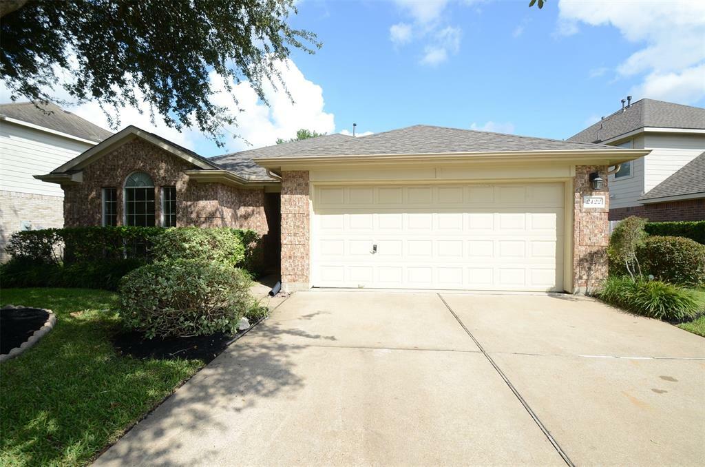 Property Photo:  2422 Laurel Walk Court  TX 77494 