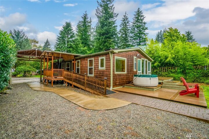 Property Photo:  17823 433rd Avenue SE  WA 98251 