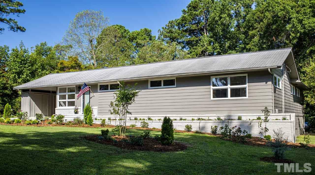 Property Photo:  112 W Franklin Street  NC 27597 