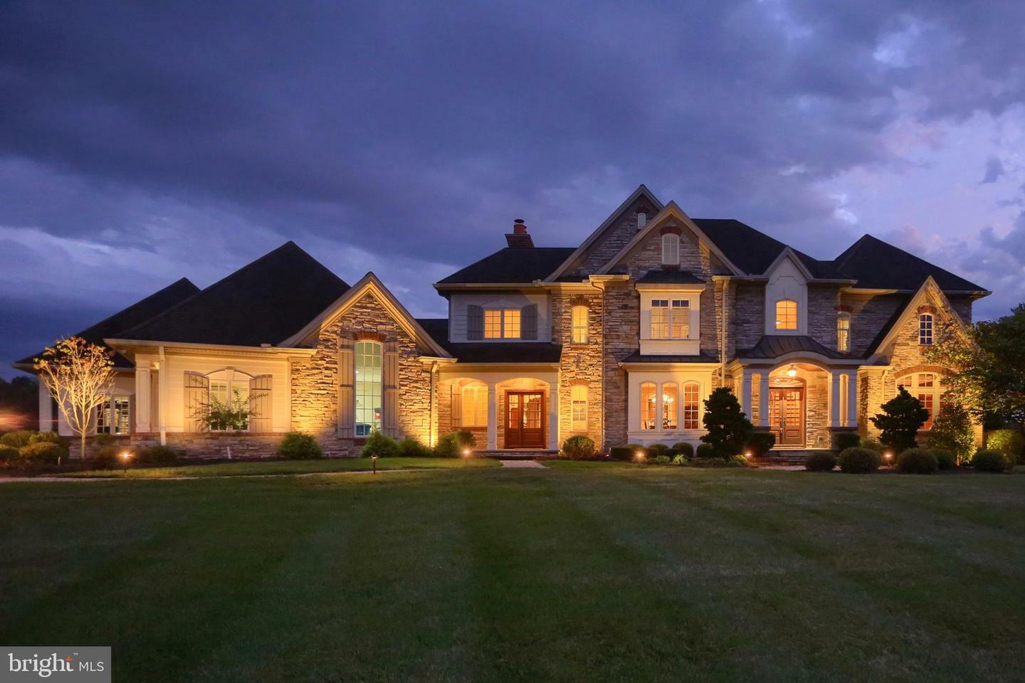 Property Photo: 2740 Allen Glen Drive PA 17055