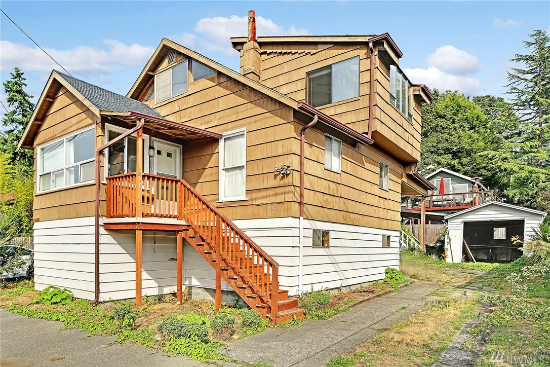 Property Photo: 5312 Beach Dr SW WA 98136