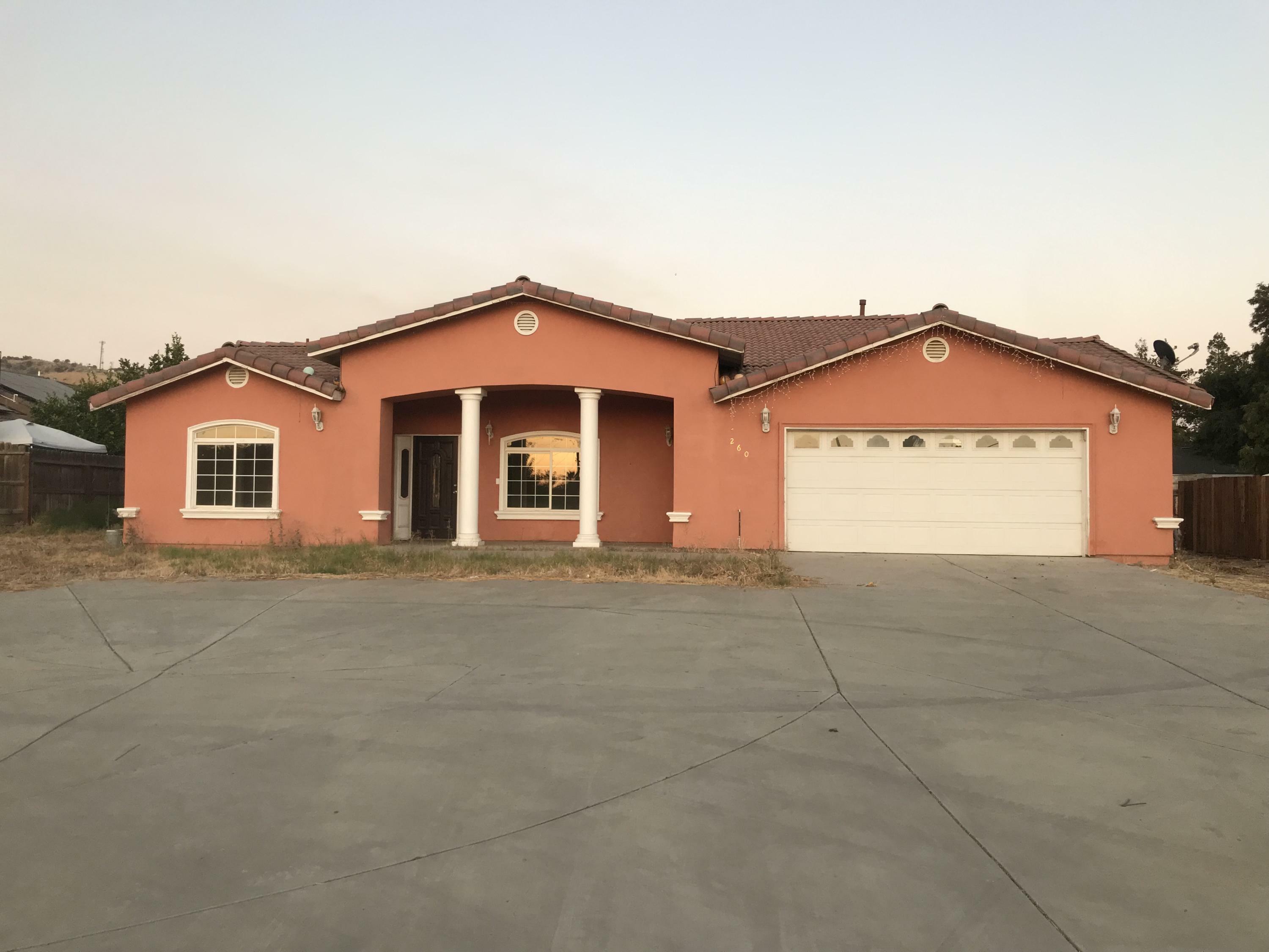 260 N Crestview Street  Porterville CA 93257 photo