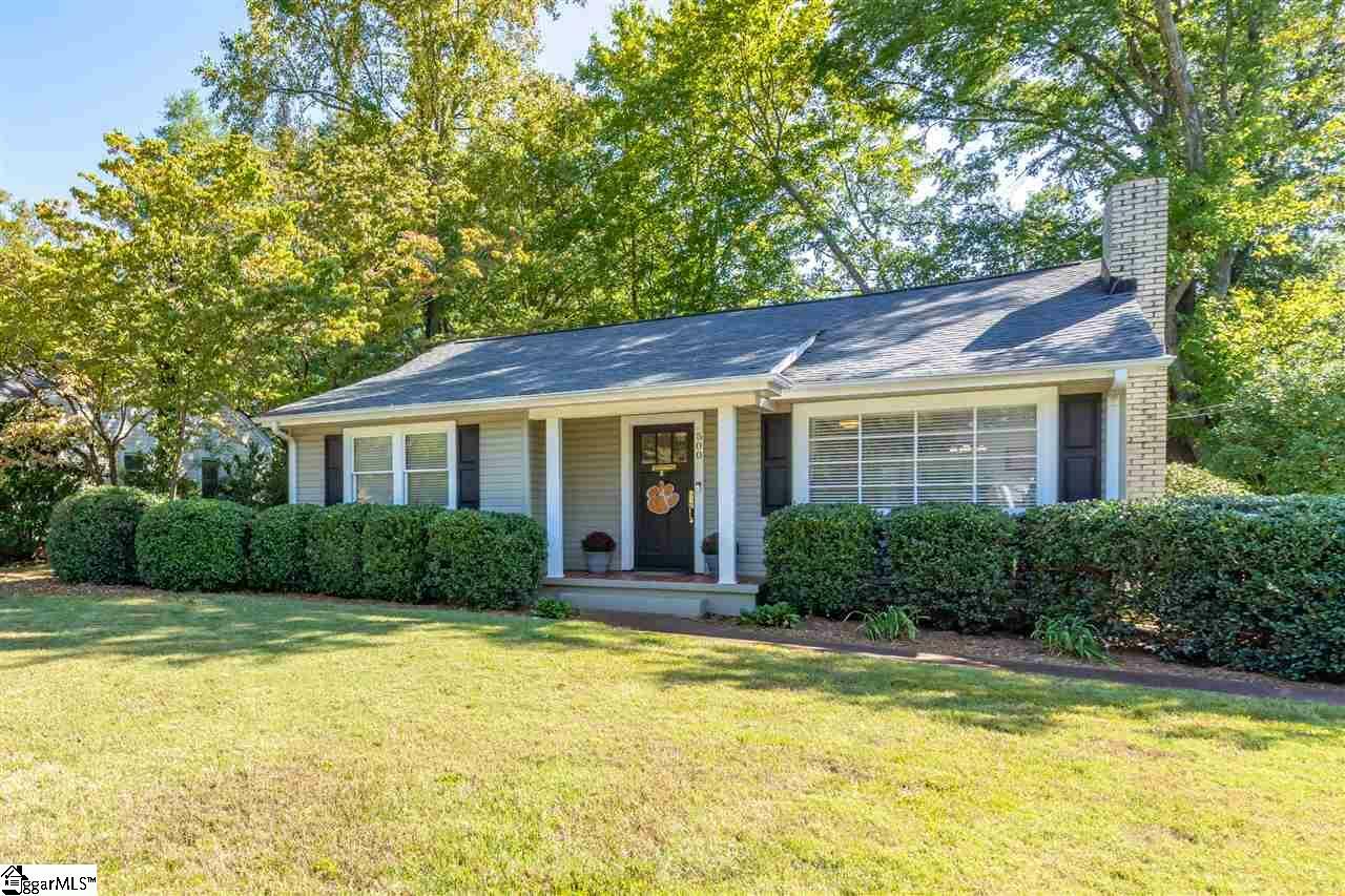 Property Photo:  500 Summit Drive  SC 29609 