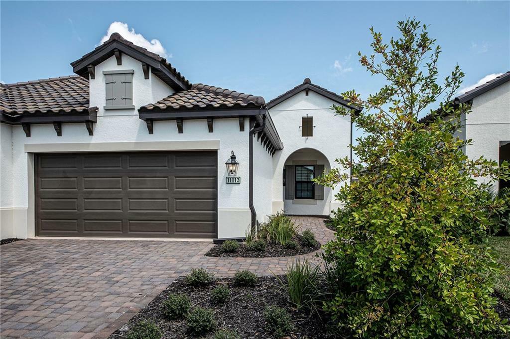 Property Photo: 11112 McDermott Court FL 34223