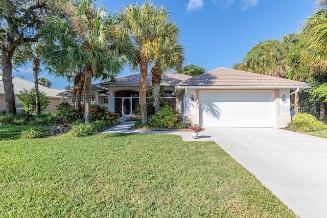 Property Photo: 498 Lake Of The Woods Drive FL 34293