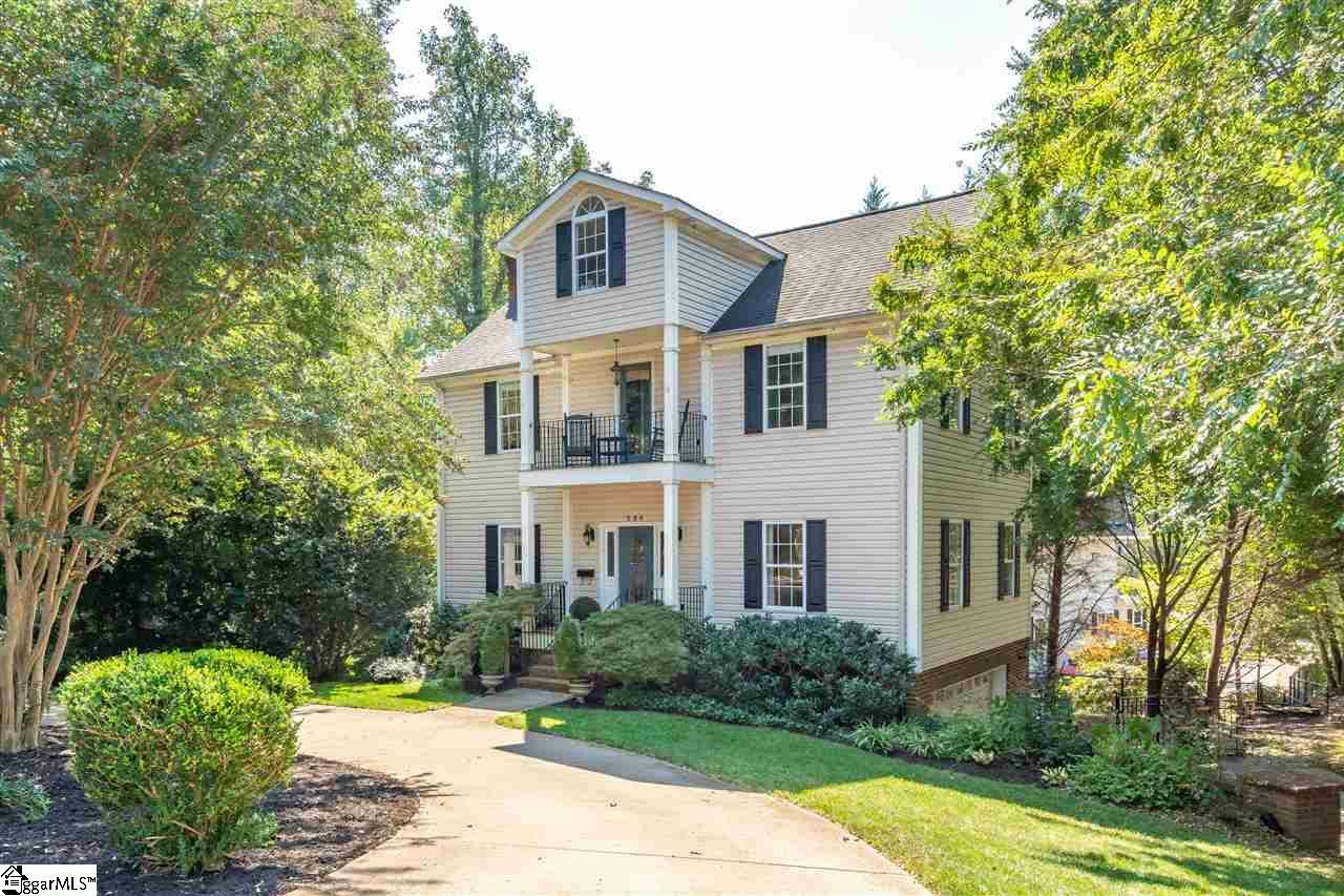 Property Photo:  304 Aberdeen Drive  SC 29605 