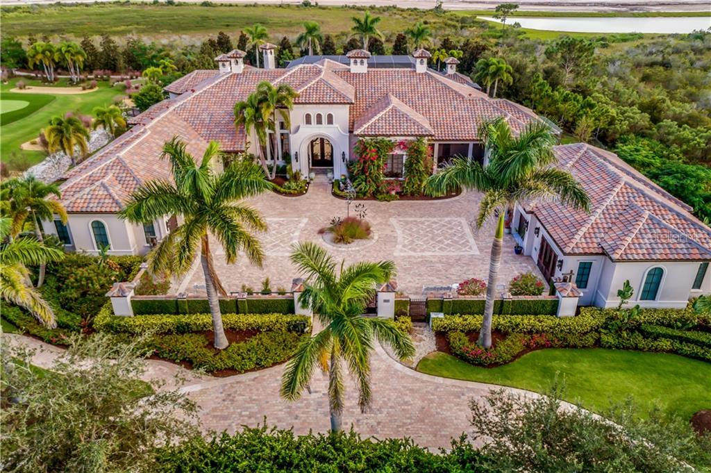 Property Photo: 16416 Baycross Drive FL 34202