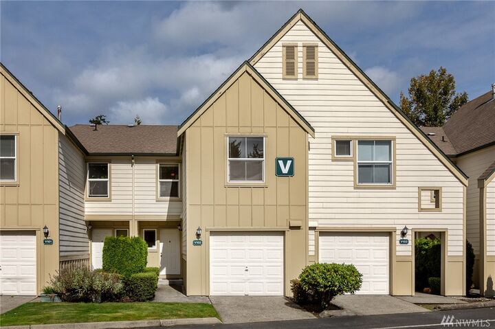 1600  121st Street SE V-102  Everett WA 98208 photo