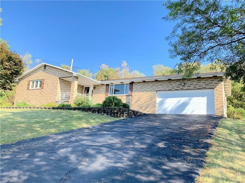 Property Photo: 262 Point View Dr PA 15301