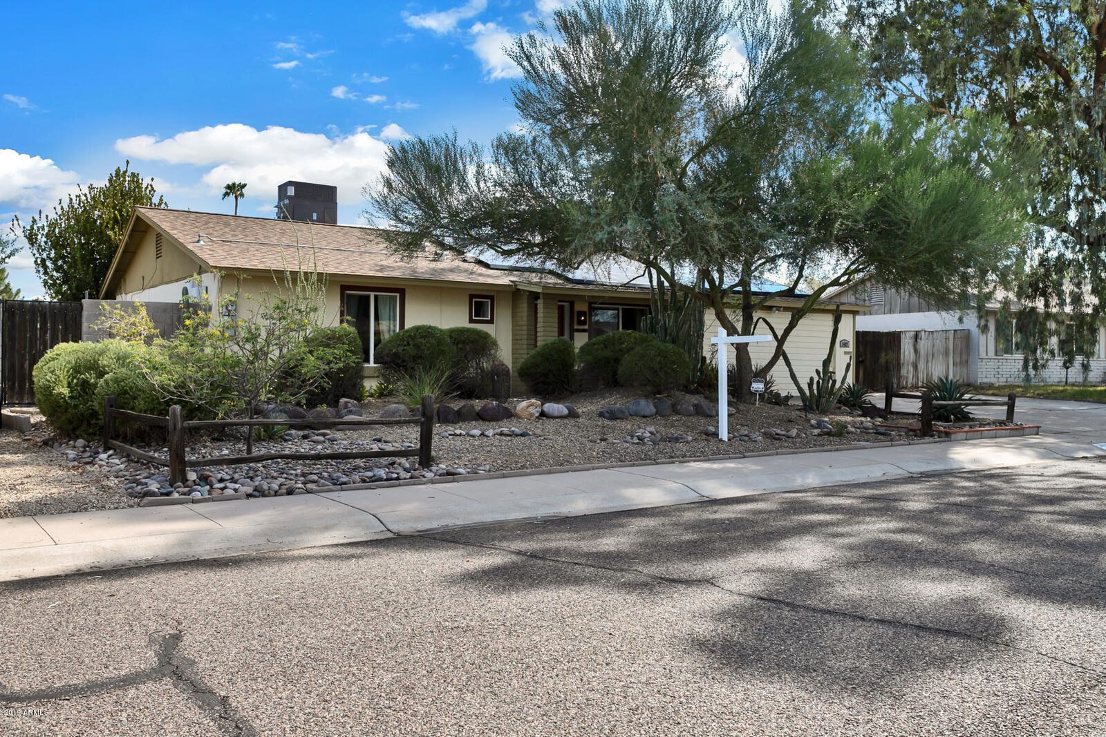 Property Photo:  3427 E Sunnyside Drive  AZ 85028 