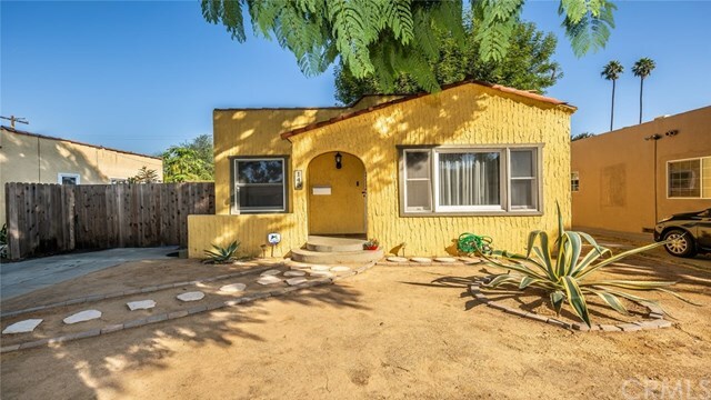 Property Photo:  145 E 51st Street  CA 90805 